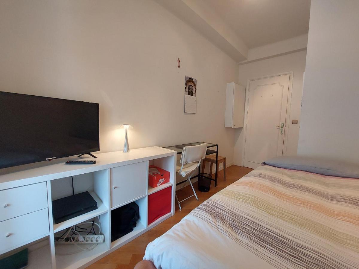 Bh - Capitol - 2 Bedrooms 5 Peoples Apartment